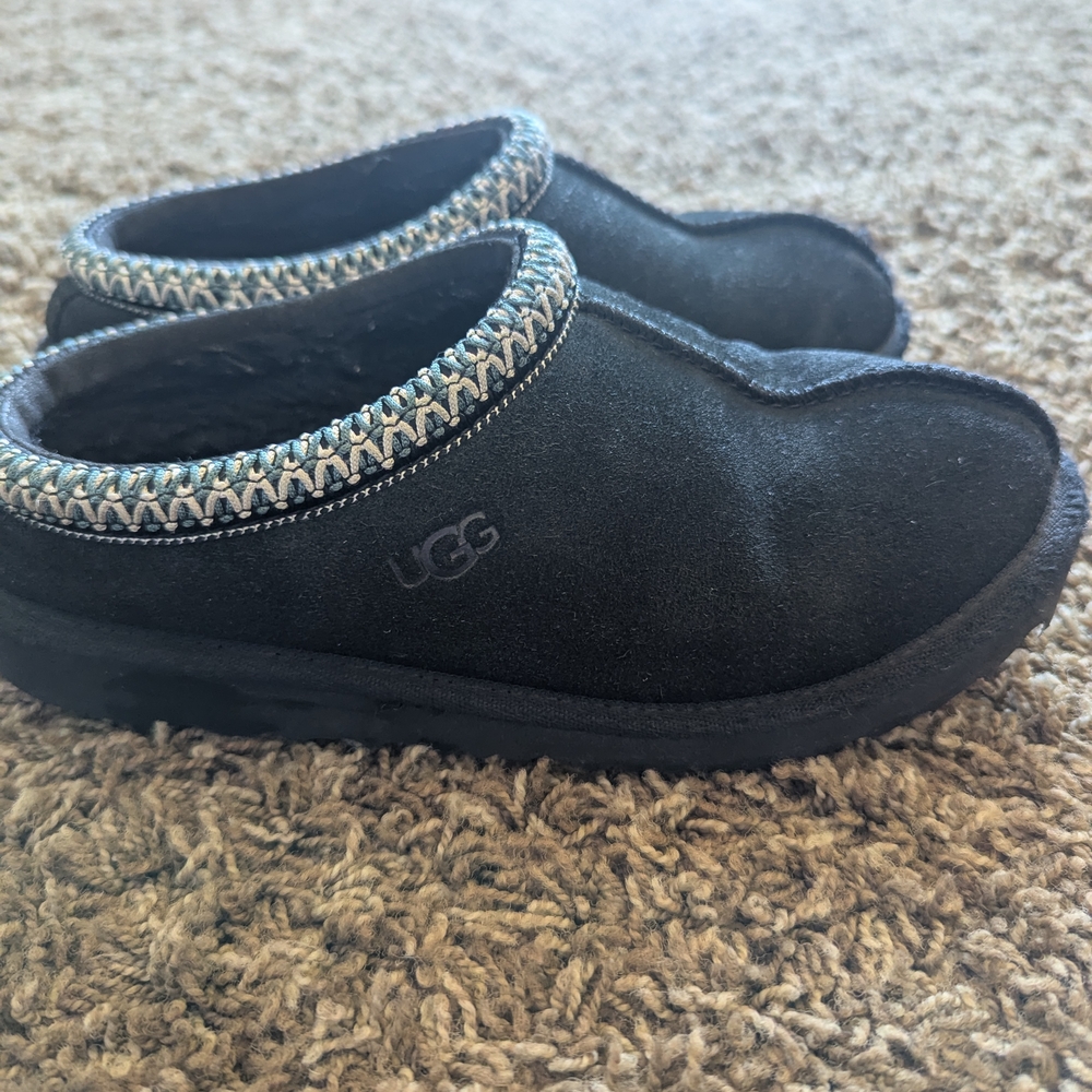 Kids UGG Black Suede Slippers